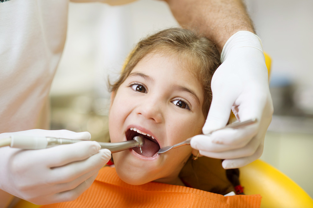 How to Manage Dental Anxiety in Children and Adults